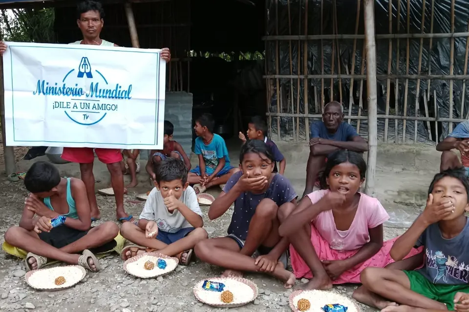 Donar en Casa de Oración Dile a un Amigo